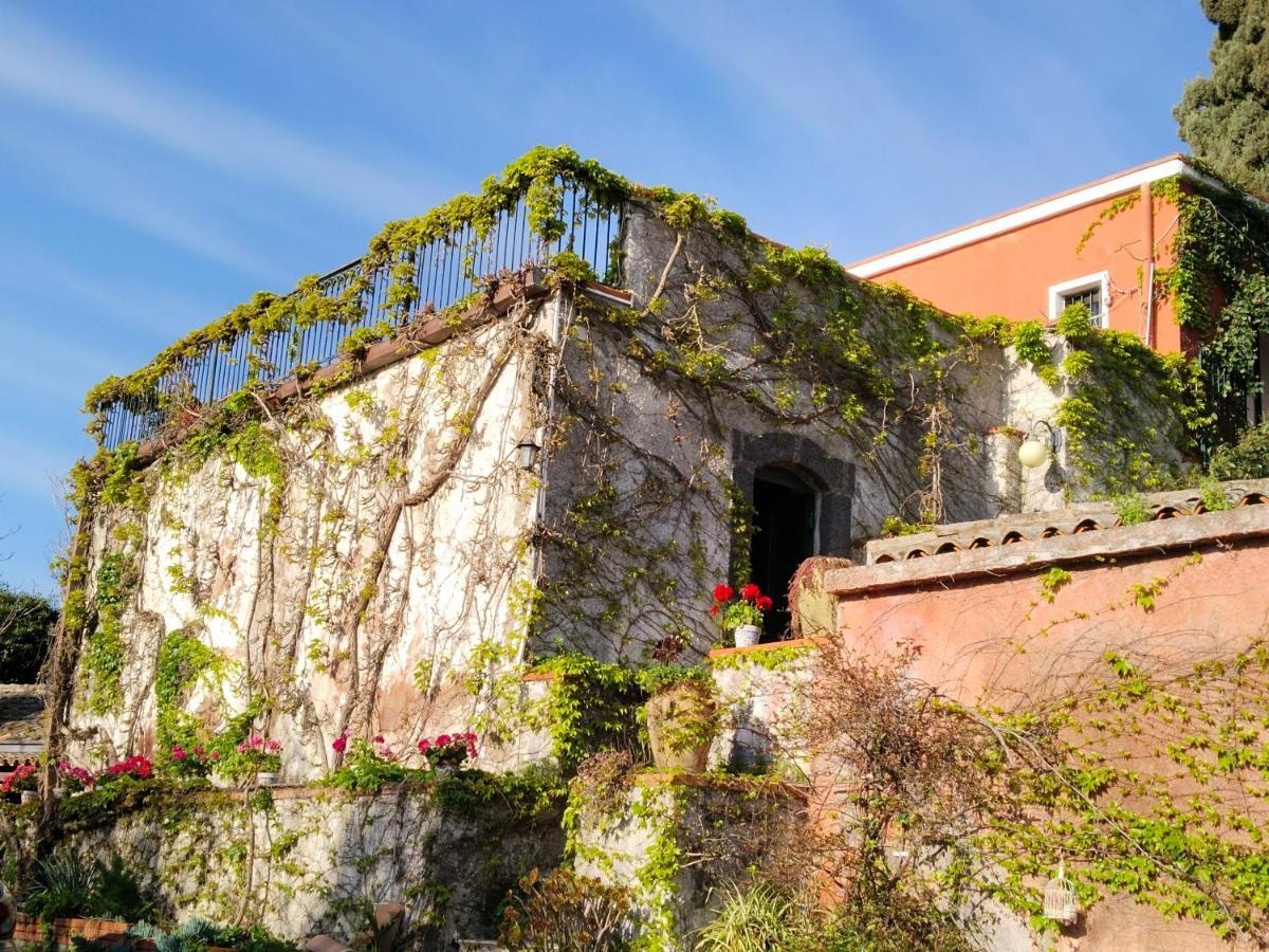 Il Giardino Dei Lucchesi - Country Houses Villa Aci Catena Luaran gambar